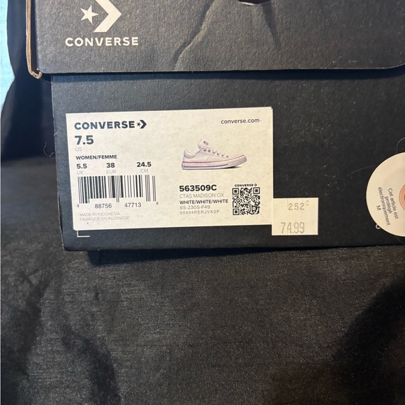 Converse Madison Ox Sneaker - Picture 6 of 6